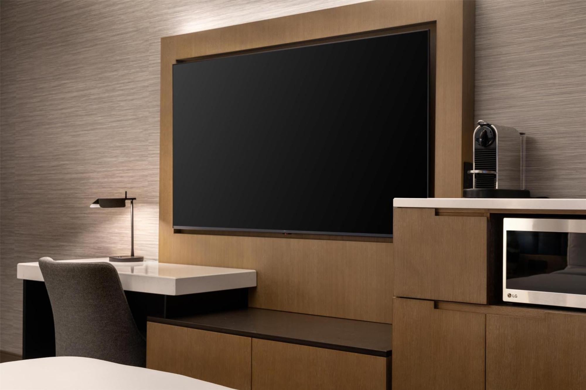 Doubletree By Hilton West Kelowna Esterno foto