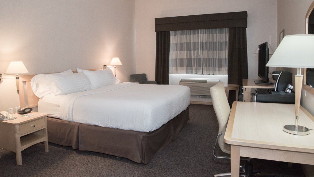 Doubletree By Hilton West Kelowna Esterno foto
